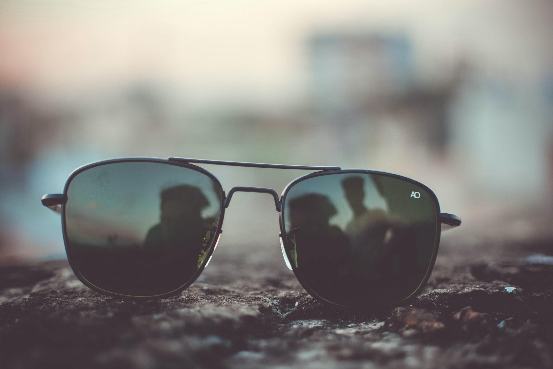 Amazon.com: Aviator Sunglasses for Men Women Polarised UV Protection  Multicolor Polarized Pilot Sunglasses for Mens Unisex (Black Lens Golden  Frame) : Clothing, Shoes & Jewelry